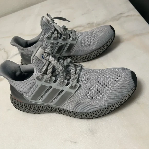 Adidas ultraboost nasa - Picture 2 of 4